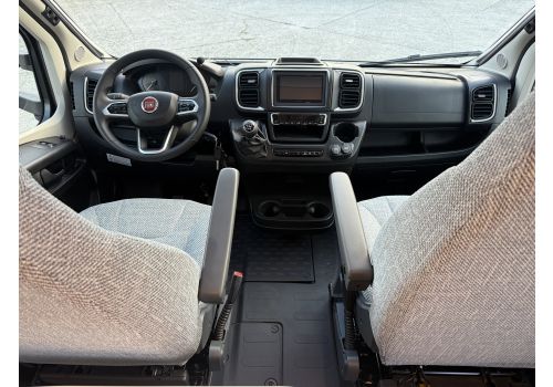 Autocaravana Perfilada DETHLEFFS Just T7052 en Alquiler
