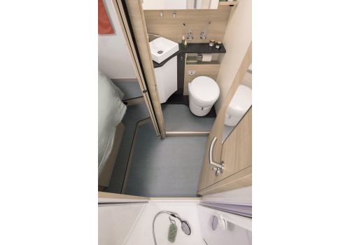 Autocaravana Perfilada RAPIDO C86 Night Edition Modelo 2025 de Ocasión