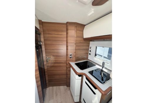 Autocaravana Integral RAPIDO C86i Modelo 2025 de Ocasión