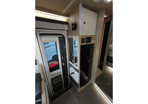 Autocaravana Integral MOBILVETTA Kea I 90 de Ocasión