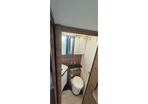 Autocaravana Integral RAPIDO 8066DF Modelo 2025 de Ocasión