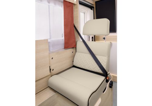 Autocaravana Perfilada RAPIDO 606F Modelo 2025 de Ocasión