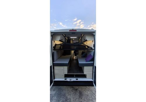 Furgoneta Cámper SUN LIVING V Series 65SL de Ocasión