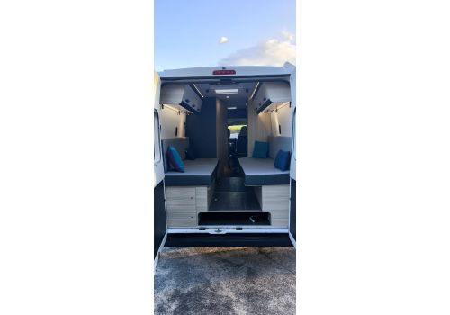 Furgoneta Cámper SUN LIVING V Series 65SL de Ocasión