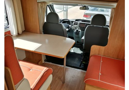 Autocaravana Perfilada RIMOR Katamarano 8P de Ocasión
