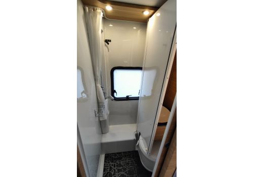 Autocaravana Perfilada DETHLEFFS Globebus T1 de Ocasión