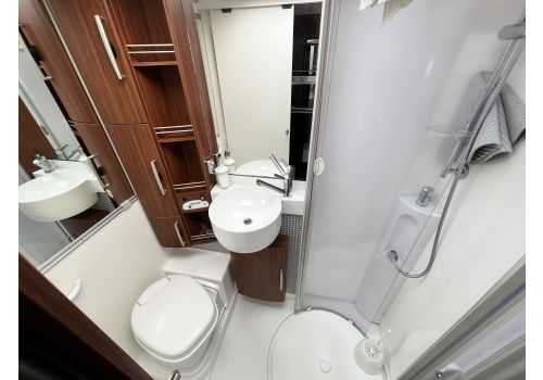 Autocaravana Integral HYMER B675SL de Ocasión