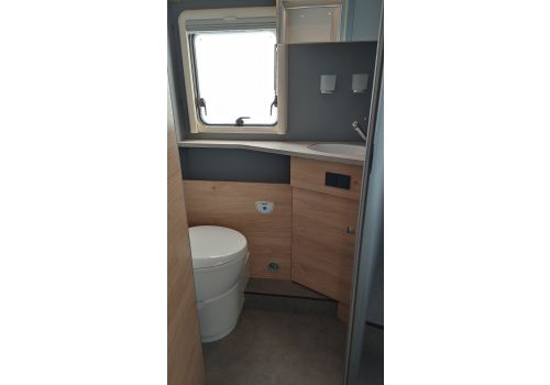 Autocaravana Perfilada DETHLEFFS Just Camp T7052 DBM de Ocasión