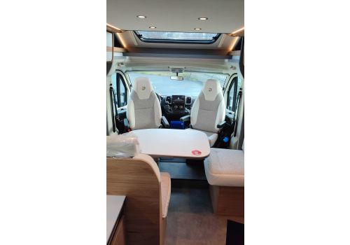 Autocaravana Perfilada DETHLEFFS Just Camp T7052 EB de Ocasión