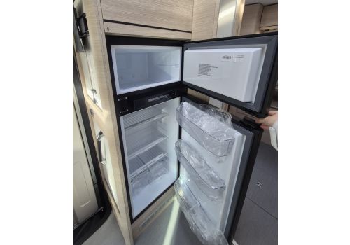 Autocaravana Perfilada RAPIDO Rapido 696F Modelo 2025 de Ocasión