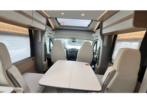 Autocaravana Perfilada DETHLEFFS Just Camp T7052 DBL modelo 2025 de Ocasión