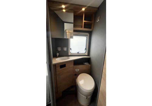 Autocaravana Perfilada DETHLEFFS Just Camp T7052 DBL modelo 2025 de Ocasión