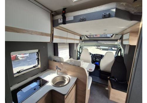 Autocaravana Perfilada DETHLEFFS Just Camp T7052 DBM Modelo 2026 Nueva en Venta