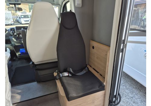 Autocaravana Perfilada DETHLEFFS Just Camp T7052 DBM Modelo 2026 Nueva en Venta
