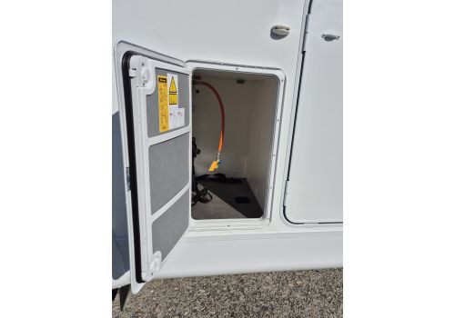 Autocaravana Perfilada DETHLEFFS Just Camp T7052 DBM Modelo 2026 Nueva en Venta