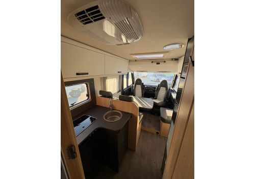 Autocaravana Integral SUNLIGHT I 69 L de Ocasión