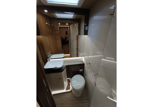 Autocaravana Perfilada MOBILVETTA Krosser 90 de Ocasión