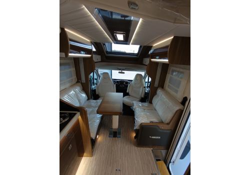 Autocaravana Perfilada MOBILVETTA Krosser 90 de Ocasión