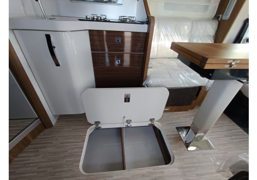 Autocaravana Perfilada MOBILVETTA Krosser 90 de Ocasión