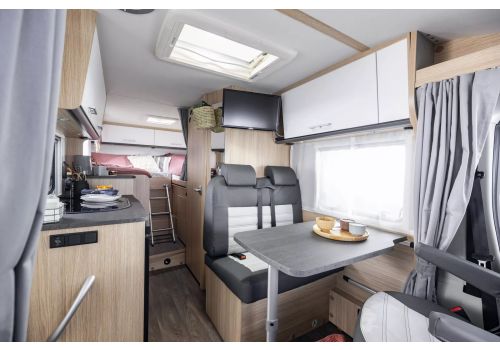 Autocaravana Perfilada SUNLIGHT V66 Adventure modelo 2025 Nueva en Venta