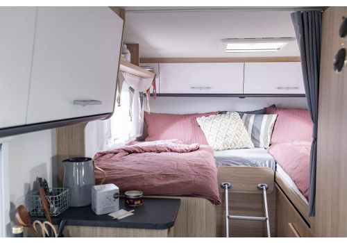 Autocaravana Perfilada SUNLIGHT V66 Adventure modelo 2025 Nueva en Venta