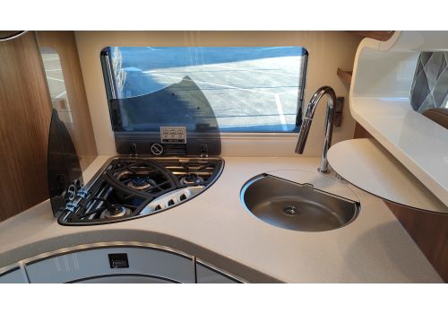 Autocaravana Integral CARTHAGO Chic e-line I 51 QB DA de Ocasión
