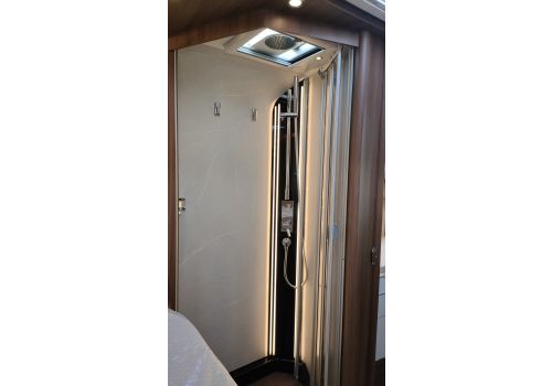 Autocaravana Integral CARTHAGO Chic e-line I 51 QB DA de Ocasión