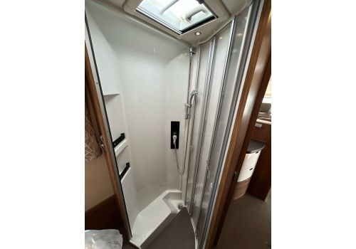 Autocaravana Integral CARTHAGO C Tourer I 150 RB-QB de Ocasión
