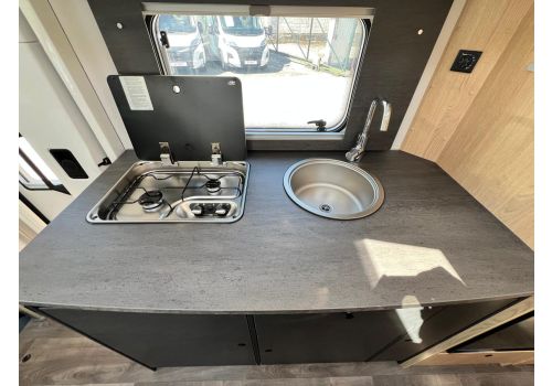 Autocaravana Capuchina SUNLIGHT A 68 modelo 2025 en Alquiler