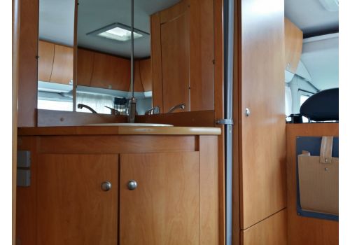 Autocaravana Integral KNAUS Travel Liner 658 de Ocasión