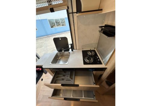 Furgoneta Cámper DREAMER Camper Van XL Saphir Select de Ocasión