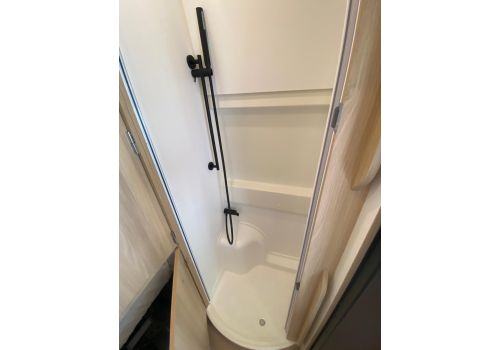 Furgoneta Cámper DREAMER Camper Van XL Saphir Select de Ocasión