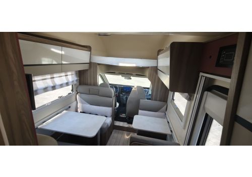 Autocaravana Capuchina ROLLER TEAM Kronos 277 M en Alquiler