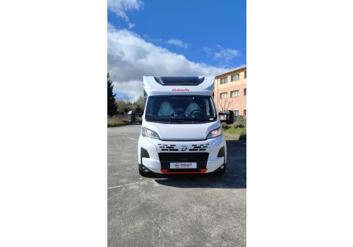 Autocaravana Perfilada DETHLEFFS Just Camp 7052 DBL de Ocasión