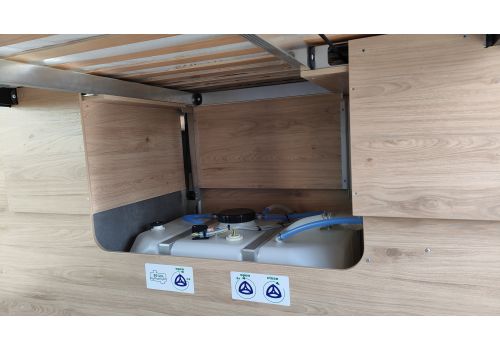 Autocaravana Perfilada DETHLEFFS Just Camp 7052 DBL de Ocasión
