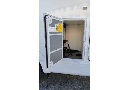 Autocaravana Perfilada DETHLEFFS Just Camp 7052 DBL de Ocasión
