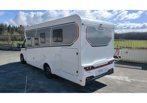 Autocaravana Perfilada DETHLEFFS Just Camp 7052 DBL de Ocasión