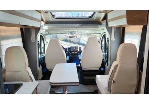 Autocaravana Perfilada DETHLEFFS Just Camp 7052 DBL de Ocasión