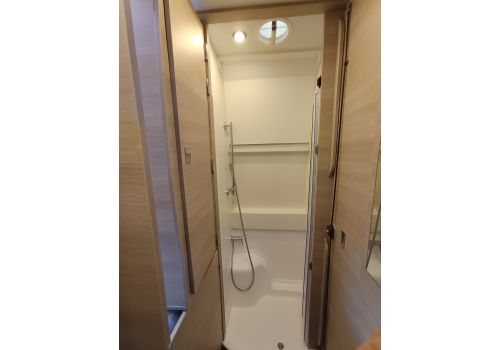 Furgoneta Cámper RAPIDO V65XL Nueva en Venta
