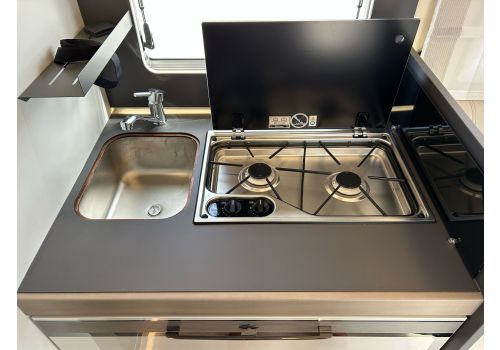 Autocaravana Perfilada ROLLER TEAM ZEFIRO 266 TL de Ocasión