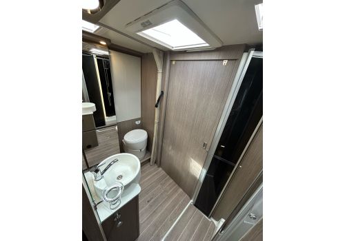 Autocaravana Perfilada ROLLER TEAM ZEFIRO 266 TL de Ocasión