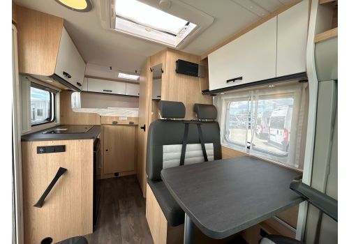 Autocaravana Perfilada SUNLIGHT V60 Adventure Edition de Ocasión