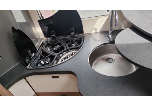 Autocaravana Integral CARTHAGO C2-Tourer I148 RB-QB "L" Comfort de Ocasión