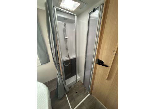 Autocaravana Integral SUNLIGHT I 69 L Adventure Edition en Alquiler