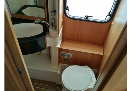 Autocaravana Perfilada DETHLEFFS Globebus T-15 de Ocasión