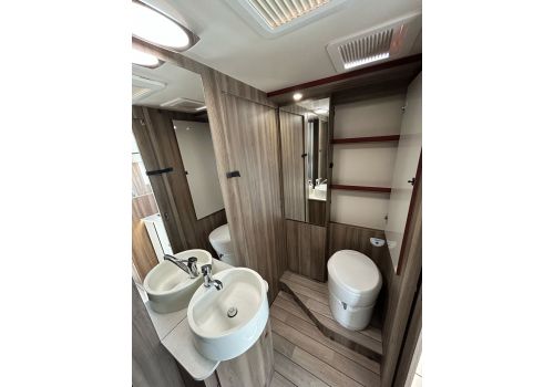 Autocaravana Perfilada ROLLER TEAM Kronos 266 TL Spring Edition de Ocasión