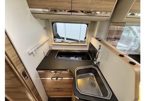 Autocaravana Perfilada ADRIA Matrix M 670 SC de Ocasión