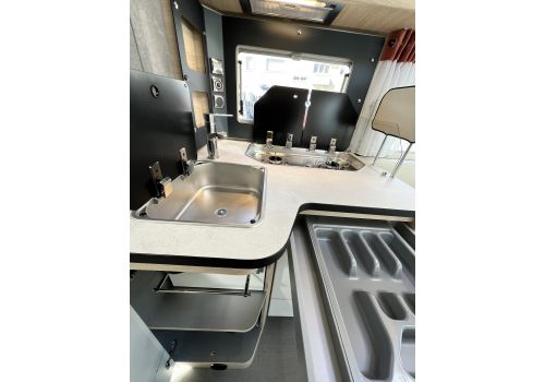 Autocaravana Integral RAPIDO 8096DF modelo 2025 de Ocasión