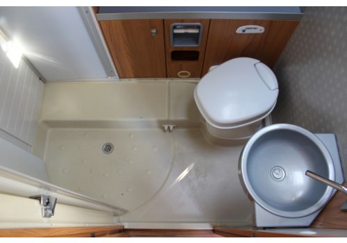 Autocaravana Integral BURSTNER Aviano I 725 de Ocasión