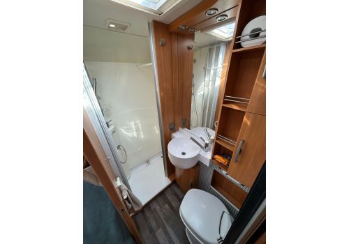 Autocaravana Integral HYMER B 654 de Ocasión
